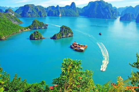 Tour Miền Bắc 4N3Đ: HCM - Hạ Long - Sapa - Hà Khẩu Trung Quốc - Công Viên Ánh Sáng